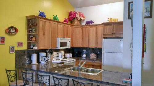 Apartamento 177 Lake Condo C-4