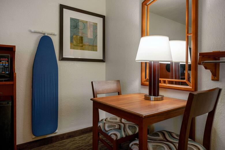 Hotel Days Inn Encinitas- Legoland Moonlight Beach