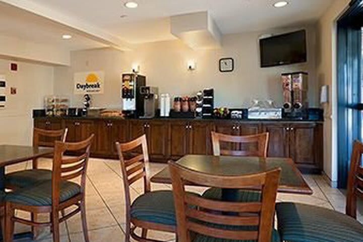 Hotel Days Inn Encinitas- Legoland Moonlight Beach