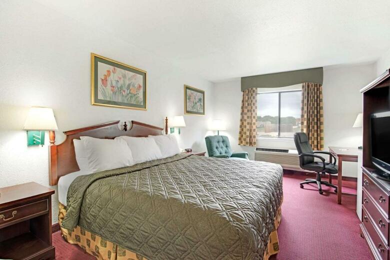 Hotel Ramada - Decatur Texas