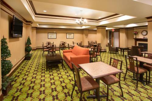 Hotel Holiday Inn Express Yreka-shasta Area