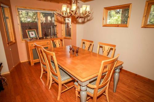 Gold Rush Lodge Retreat