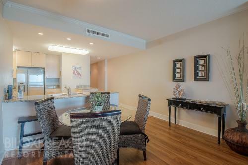 Sea Breeze 305 - Two Bedroom Apartment