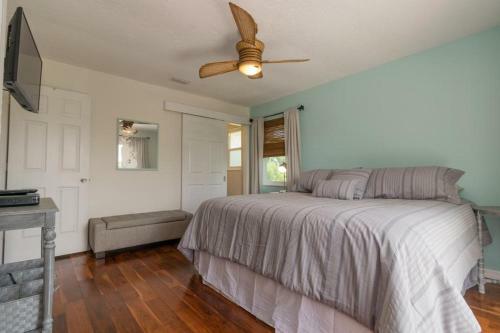 Bliss & Tonic Two Bedroom Apartment Upstairs