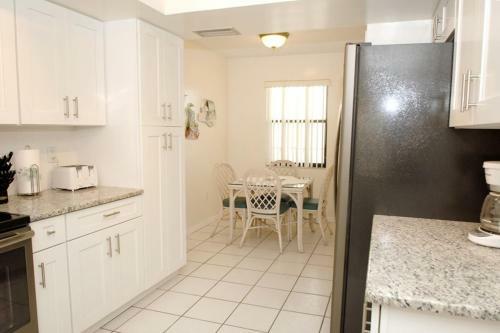 Absolute Anna Maria Two-bedroom Apartment