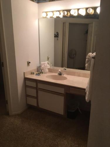 Apartamento Pointe Royale # 62-5 Condo