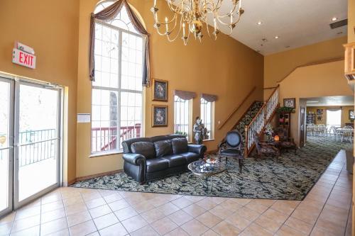 Hotel Branson Surrey Inn