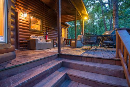Woodmist Cabin Broken Bow Cabin