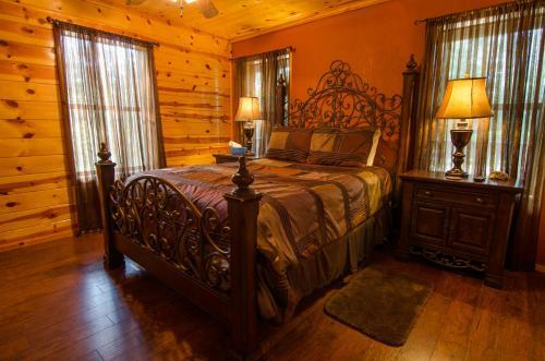 Finchs Nest Cabin Broken Bow Cabin