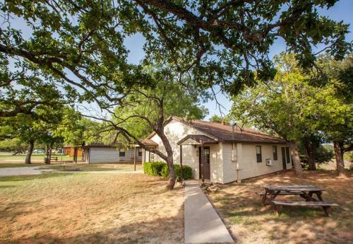 Bay Landing Camping Resort Cabin 16