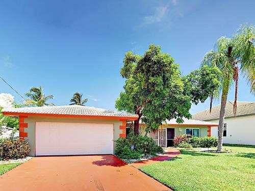 5019 Pelican Blvd Home