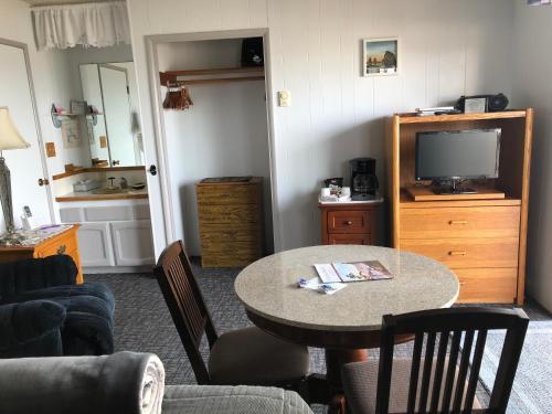 Hotel Webb's Scenic Surf