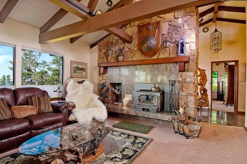 The Last Resort - Four Bedroom Home - 3123