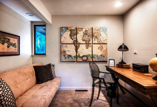 Perfect Landing - Two Bedroom Home - 3689