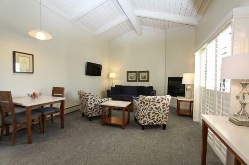Hotel Lobos Lodge