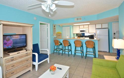 Sunrise Suites Saint Thomas Suite #302