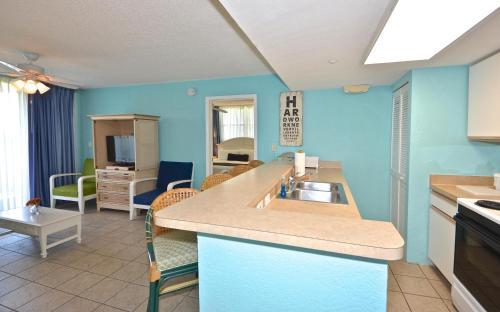 Sunrise Suites Saint Thomas Suite #302