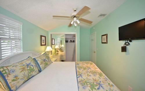 Duval Street Retreat