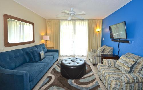 Sunrise Suites Big Kahuna Suite #202