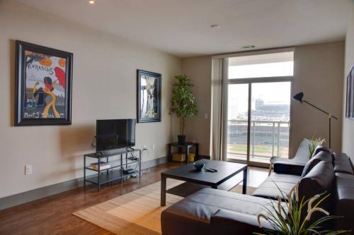 425-trade-632 Apartment