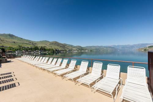 Grandview Lake View 302