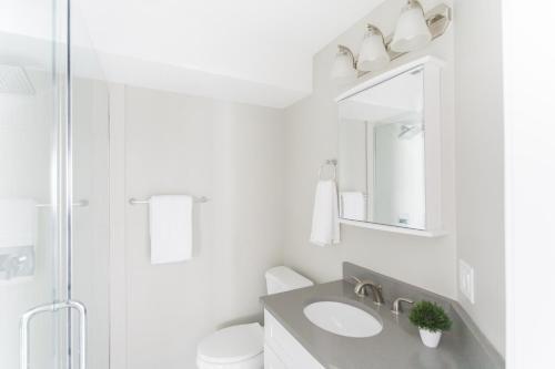 Apartamento Five-bedroom On W Ohio Street Apt 1f