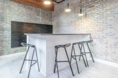 Apartamento Spacious & Private 3 Bdr Luxury Condo In Downtown!