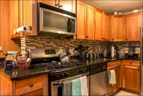 Apartamento Cozy 2 Bed / 2 Bath In Lincoln Park
