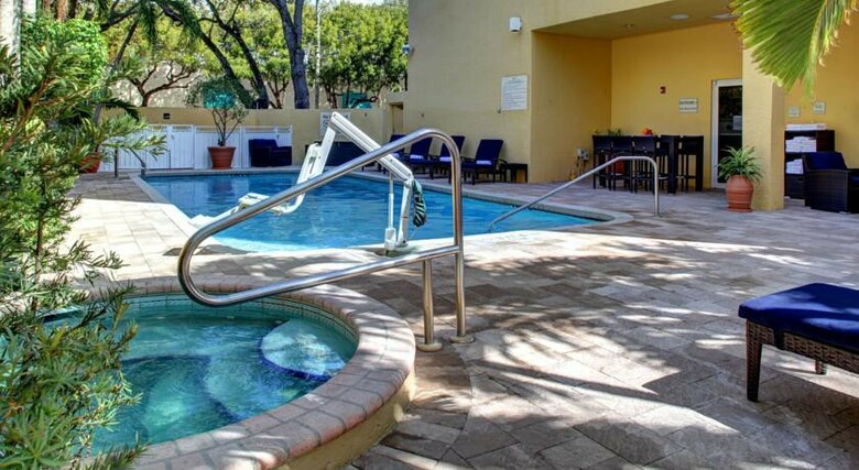 Hotel Hampton Inn Miami-coconut Grove - Coral Gables