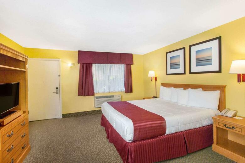 Hotel Days Inn Redwood City