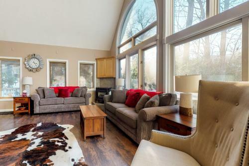 285 Randall Farm