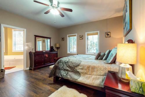 285 Randall Farm
