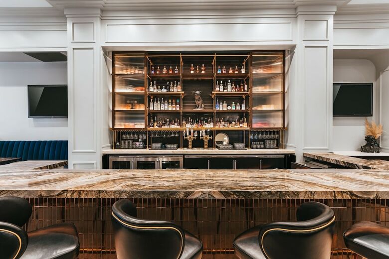 Cambria Hotel Downtown Dallas