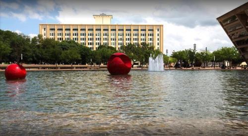 Downtown Dallas Closest To Convention Center (27)