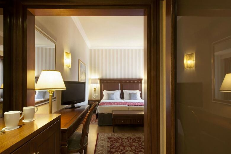 Hotel Electra