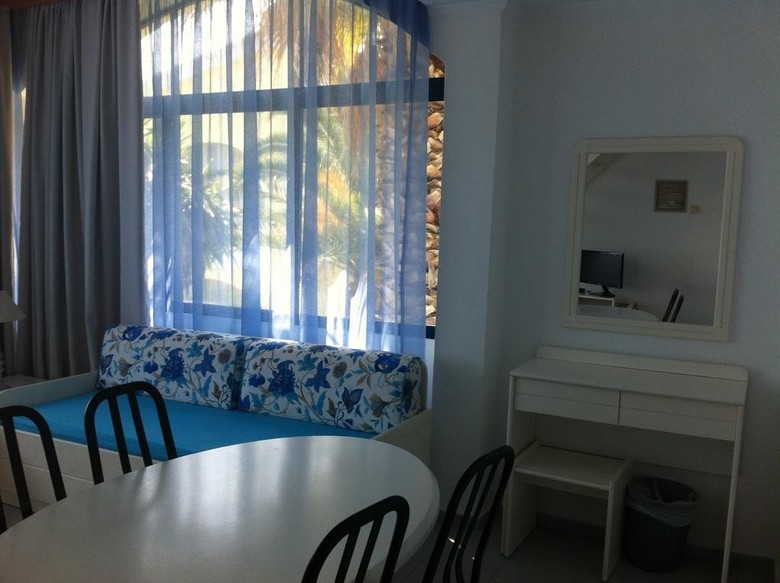 Apartamentos Govino Bay Resort