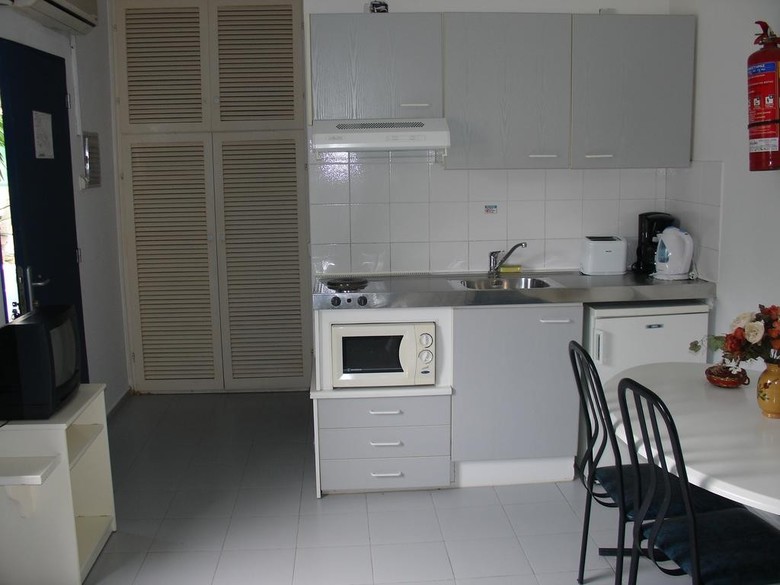 Apartamentos Govino Bay Resort