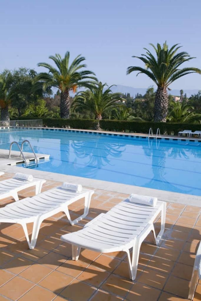 Apartamentos Govino Bay Resort