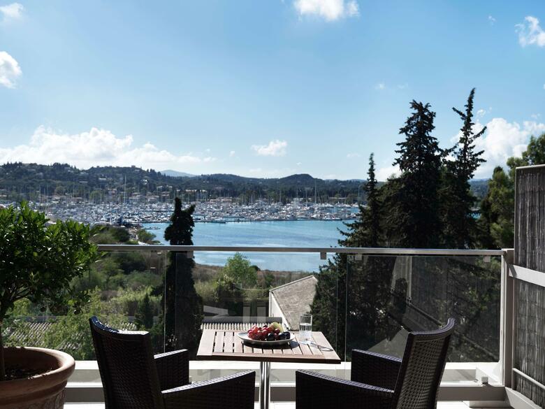 Hotel Kontokali Bay