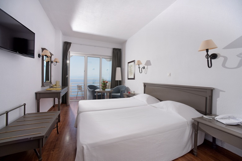 Hotel Louis Ionian Sun