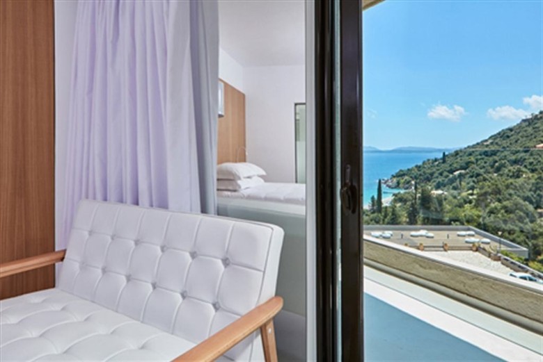 Hotel Nissaki Beach