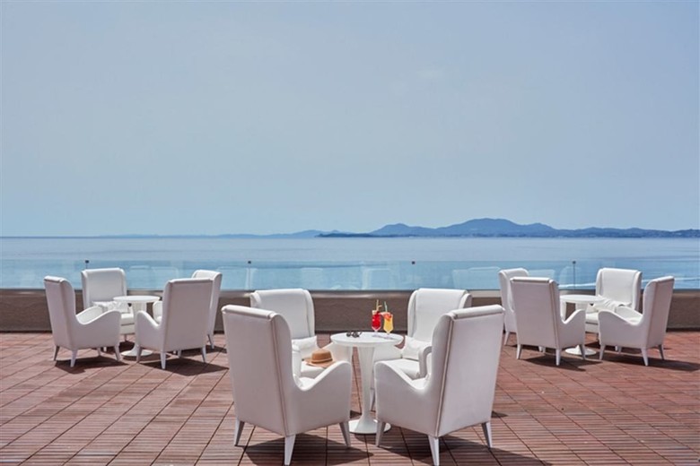 Hotel Nissaki Beach