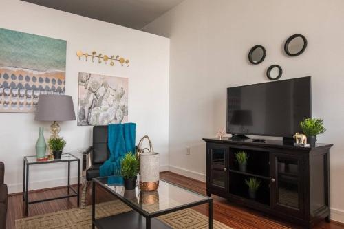 Apartamento Unbeatable Location Near AA Center @ 1br + Parking