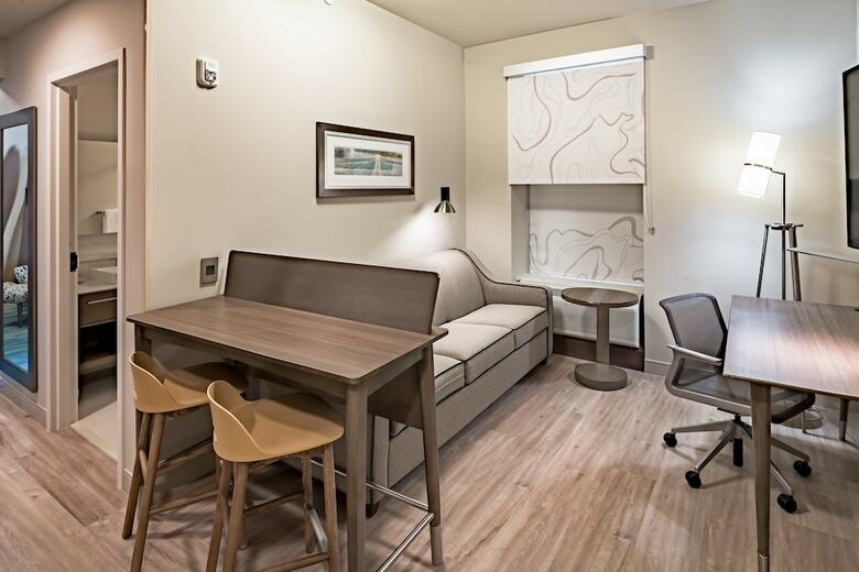 Hotel Element Dallas Downtown East