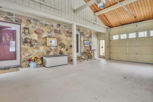 Peace In The Valley Three-bedroom Chalet