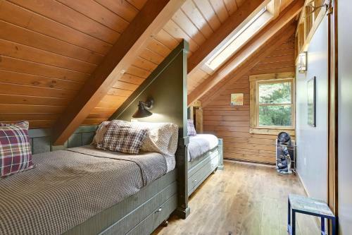 Mountain Glory Four-bedroom Chalet