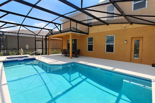 Acorn Court Villa 4412