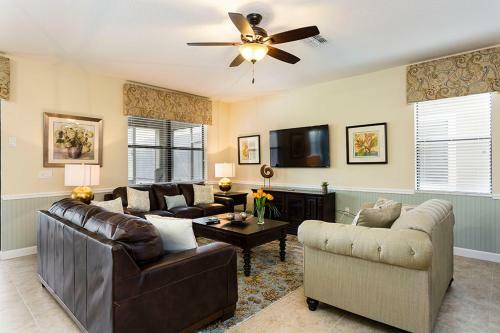 Champions Gate - Eight Bedroom Villa - Cg008