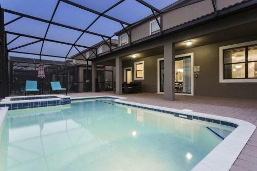Champions Gate - Eight Bedroom Villa - Cg025