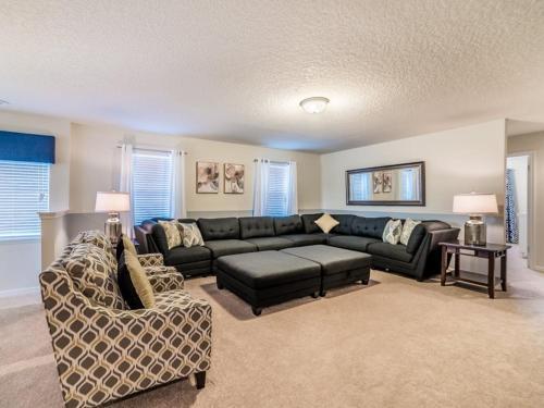 Rhodes Dwelling 8904